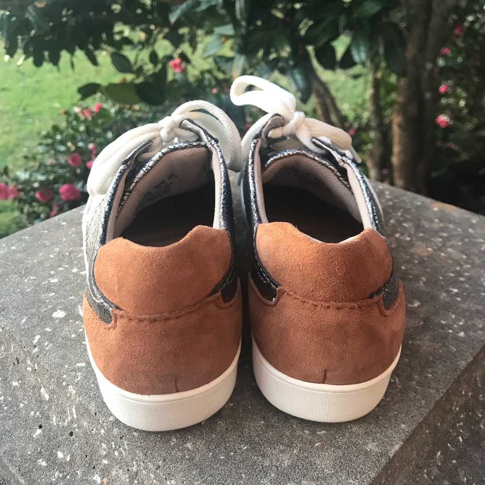Naturalizer Metallic Crackle Morrison Sneakers - Picture 10 of 12